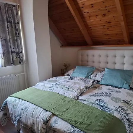 Het Kleine Kasteel Tatil Evi